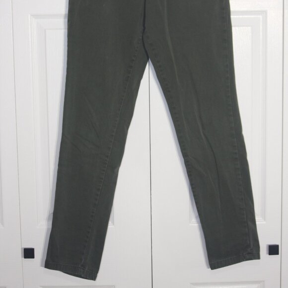Jack and Jones slim 31x34 forest green chinos - Picture 2 of 4